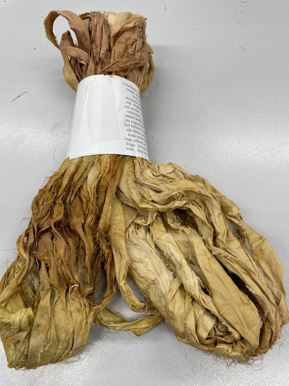 Golden Cream, Sari Ribbon