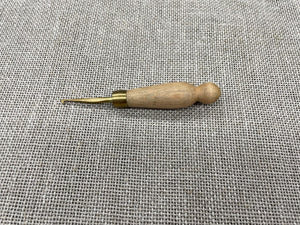Rug Hooking, Straight Hook